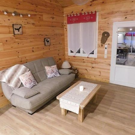 Logement Paisible A La Campagne Aubarede Екстер'єр фото