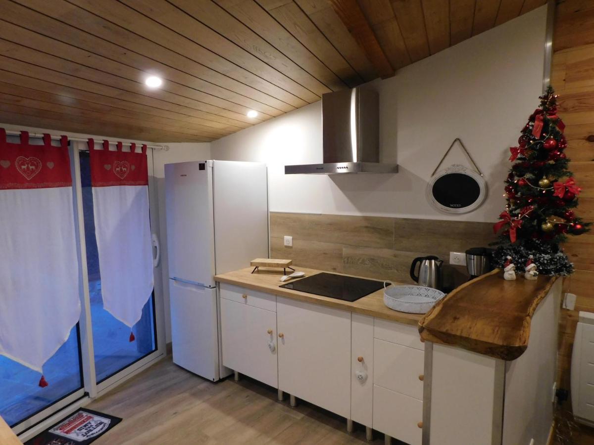 Logement Paisible A La Campagne Aubarede Екстер'єр фото